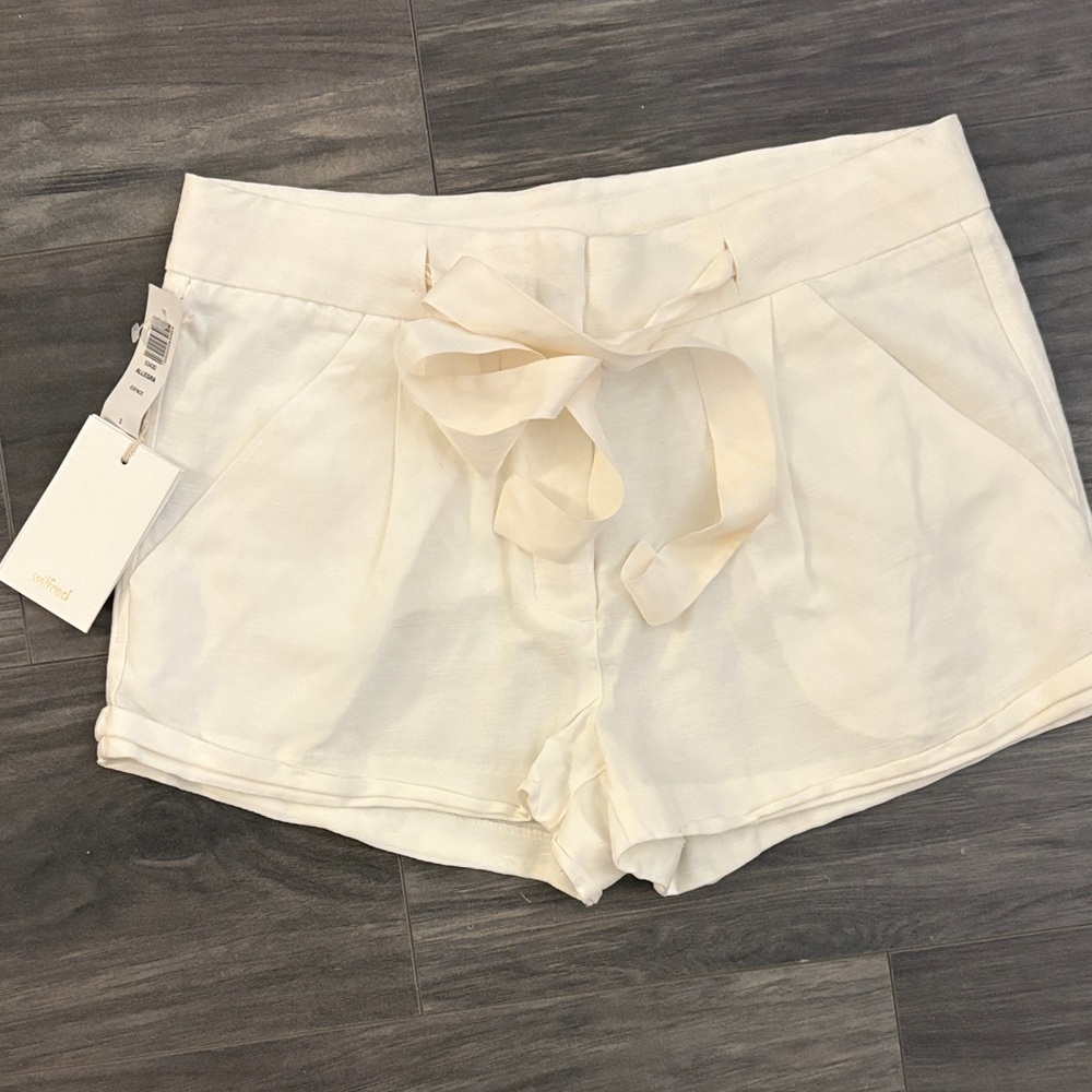 Aritzia Wilfred Cream High Waist Allegra Women's linen Shorts
